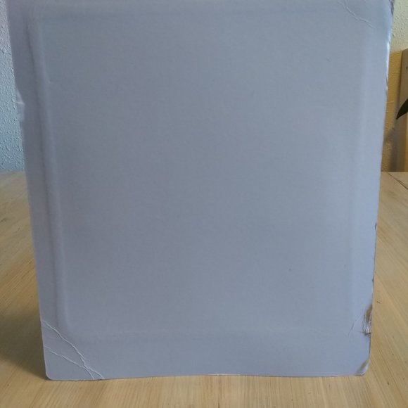 NEW Art Package: Artist Pencils and Cat Cross Stitch Kit [2004] - Picture 5 of 5